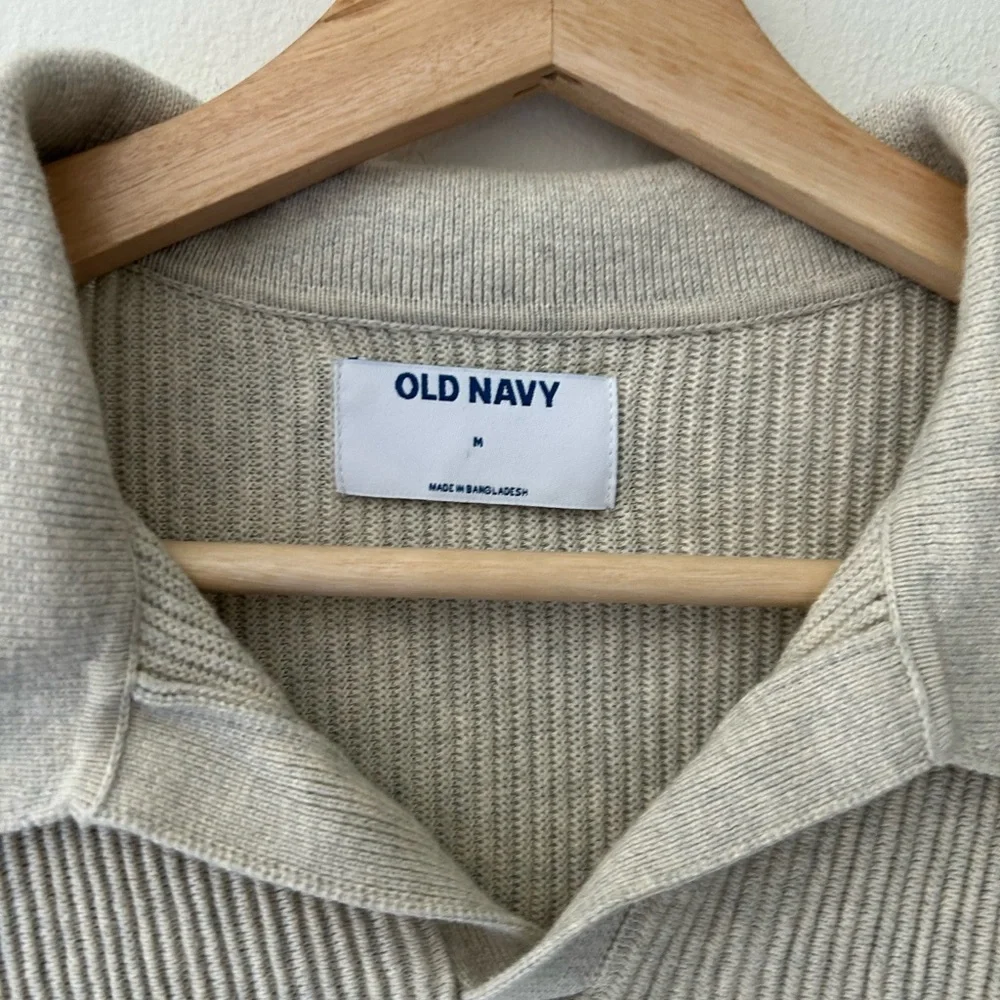 Old Navy Men’s Medium Cream V-Neck Collared Polo Knit Cotton Sweater